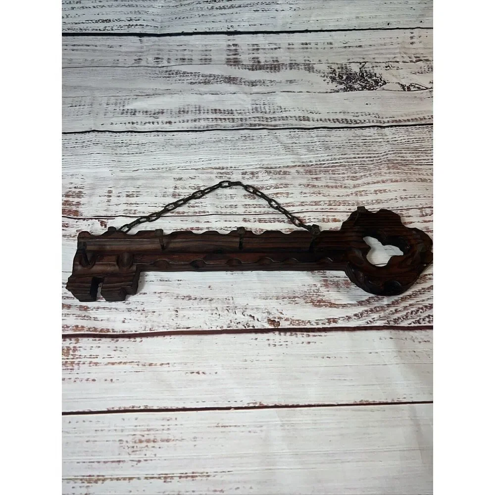 Rare‎ Vintage Hand Made Brown Wood Key Rack Wooden Primitive Chain Iron Hanging